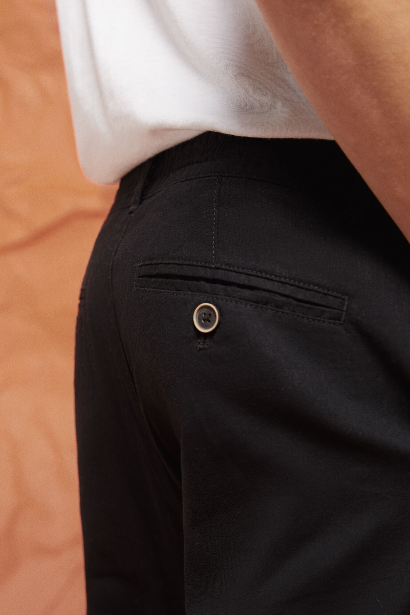 Calça chino de linho e veludo cotelê - preta