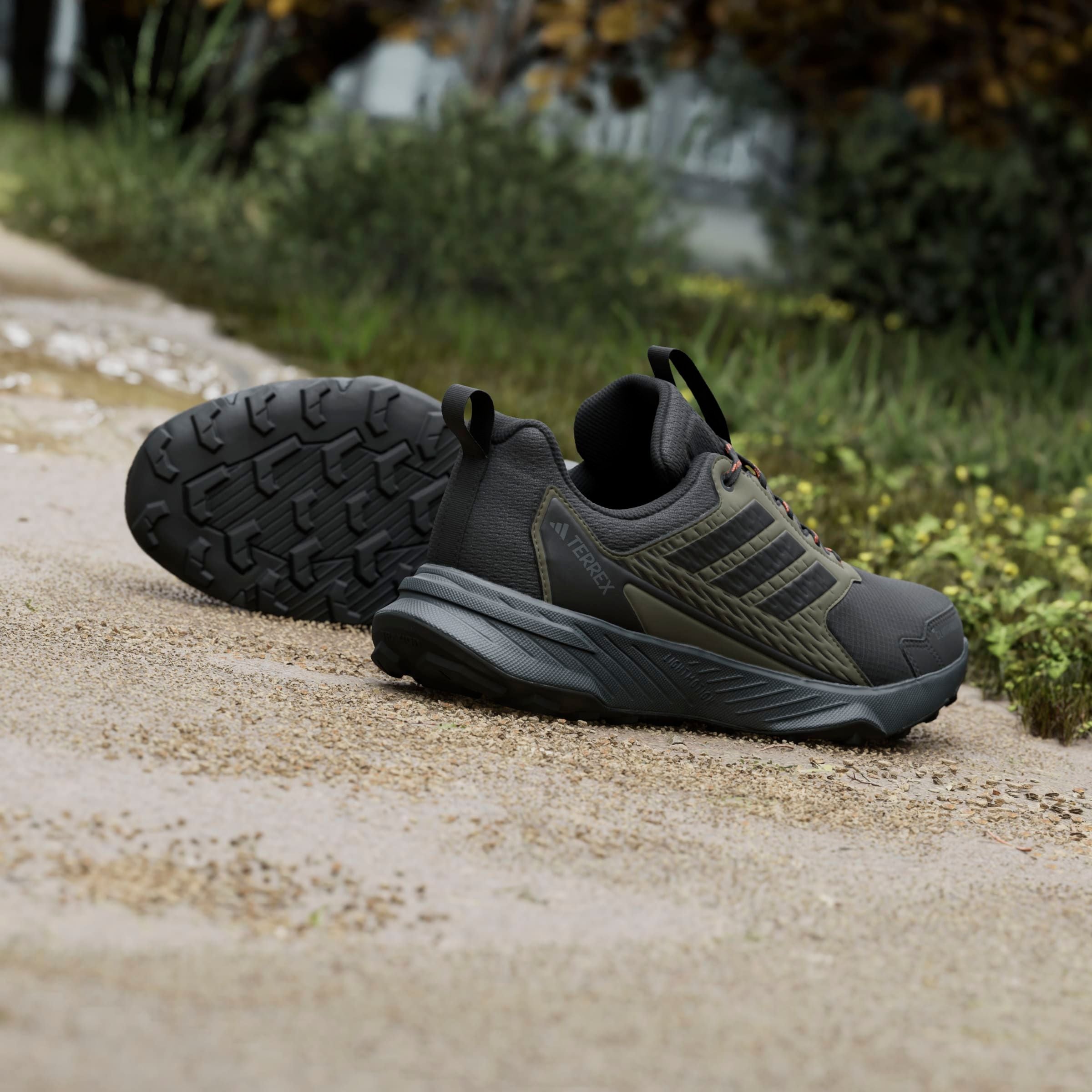 adidas TERREX Trailrunningschuh »TRACEFINDER 2 CLIMAPROOF«  Trail-Runningschuhe