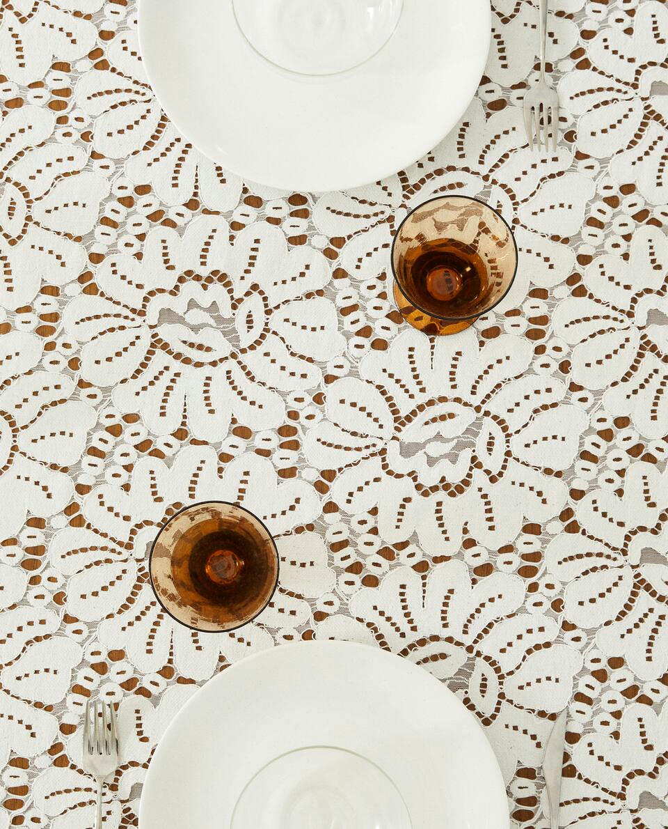 TOALHA DE MESA DE RENDA DE ALGODÃO