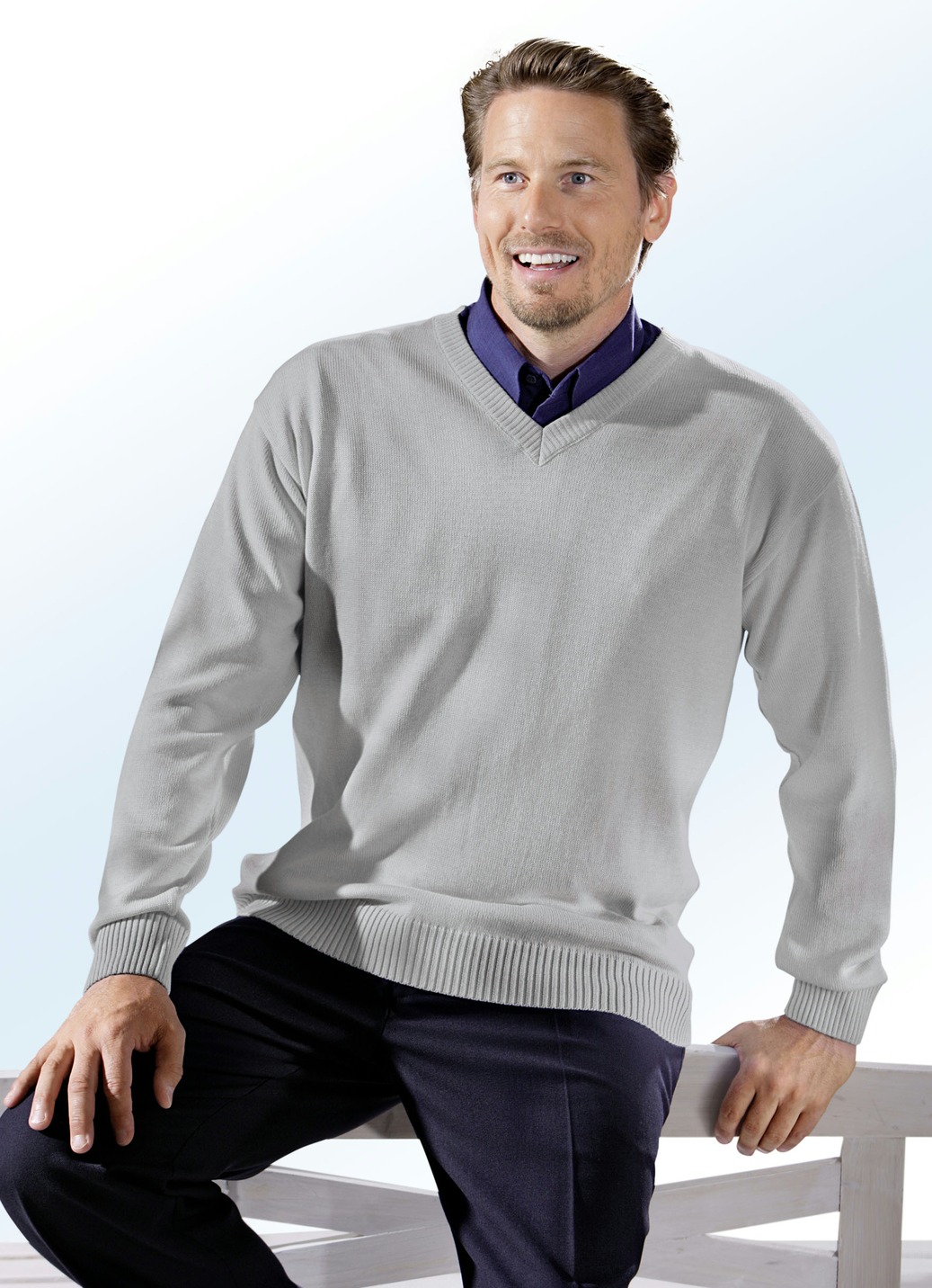 Herrlicher Pullover mit V-Ausschnitt in 4 Farben