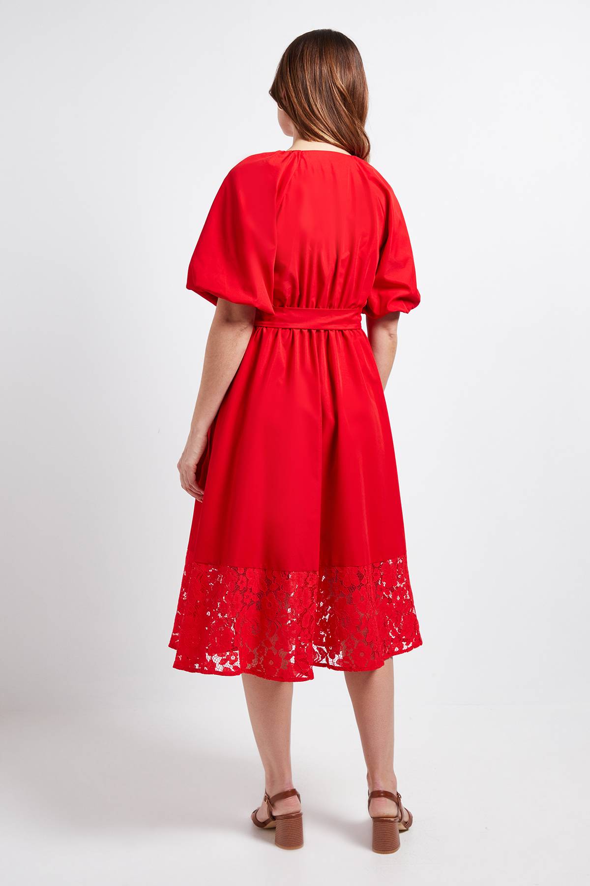 Wallis Robe Midi À Manches Bouffantes Avec Finitions En Dentelle