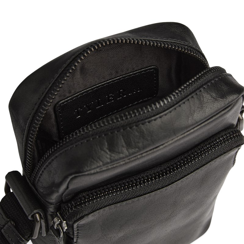 Tyler & Co<br>Crossbody Blackburn