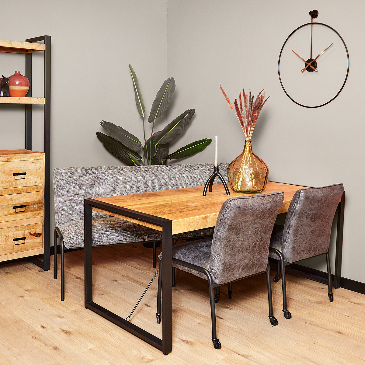 Tafel Eems 140