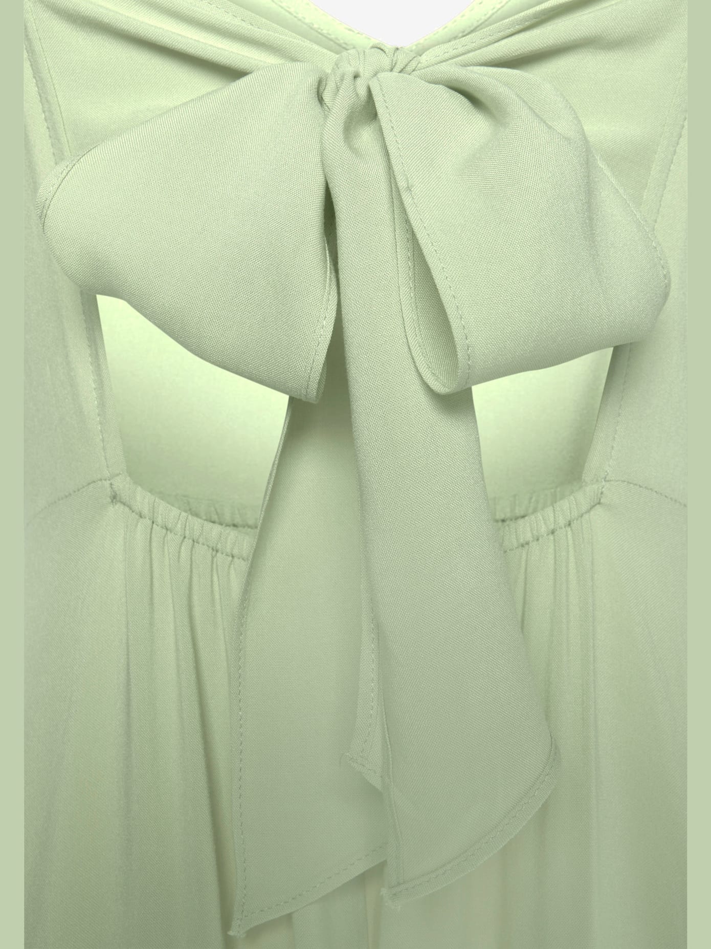 Robe longue belle encolure en v