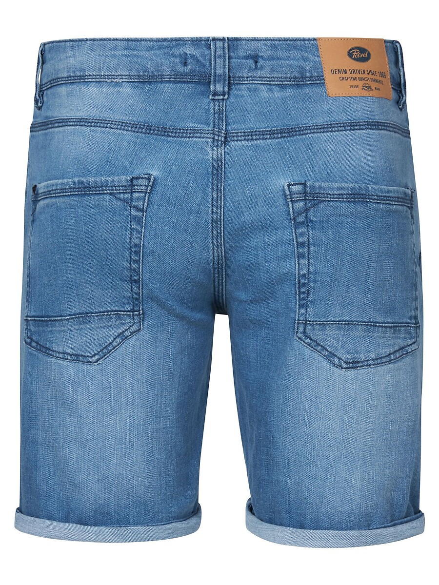 INDÚSTRIAS PETROLÍFERAS<br>Shorts jeans retos