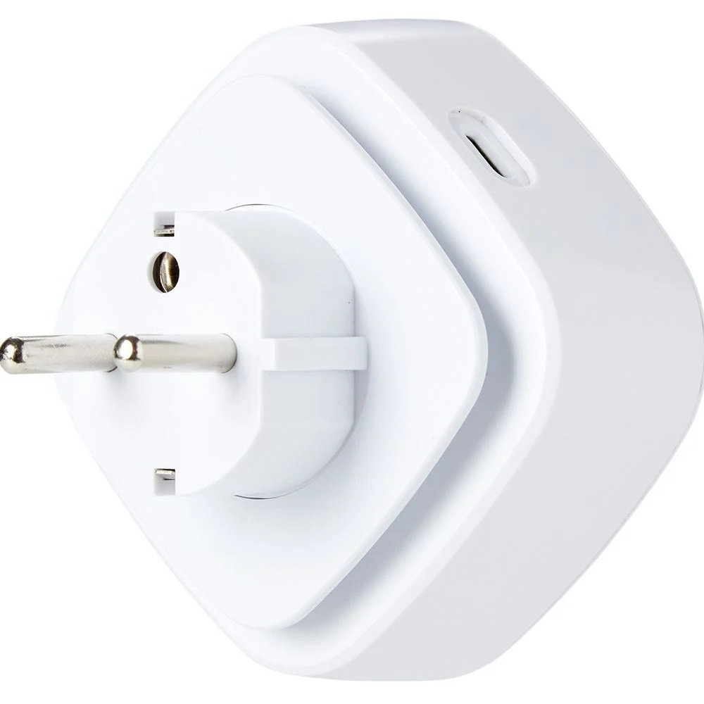 Prise 16A avec port usb x2 et USBC x1