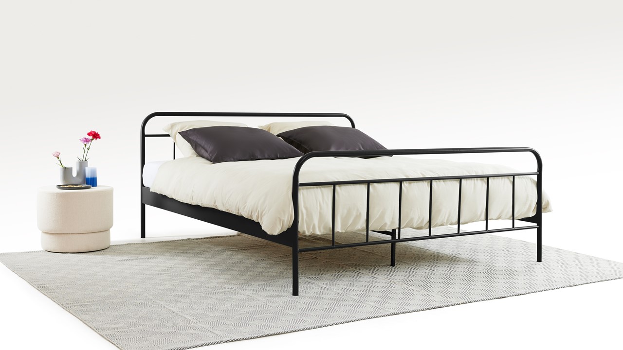 Bed Alex 2-persoons zwart
