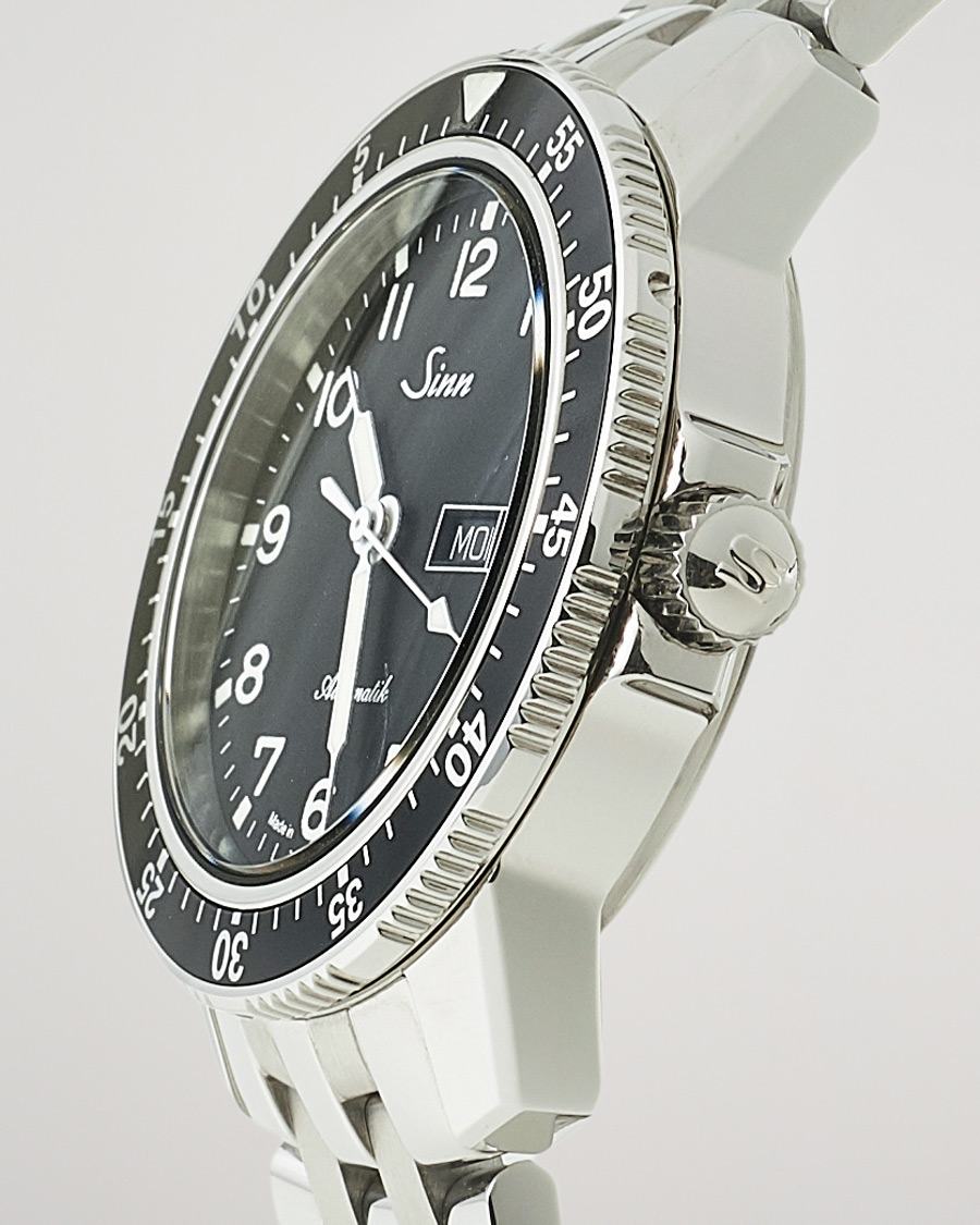 Sinn 104 A Pilot Watch 41mm Steel Link Black