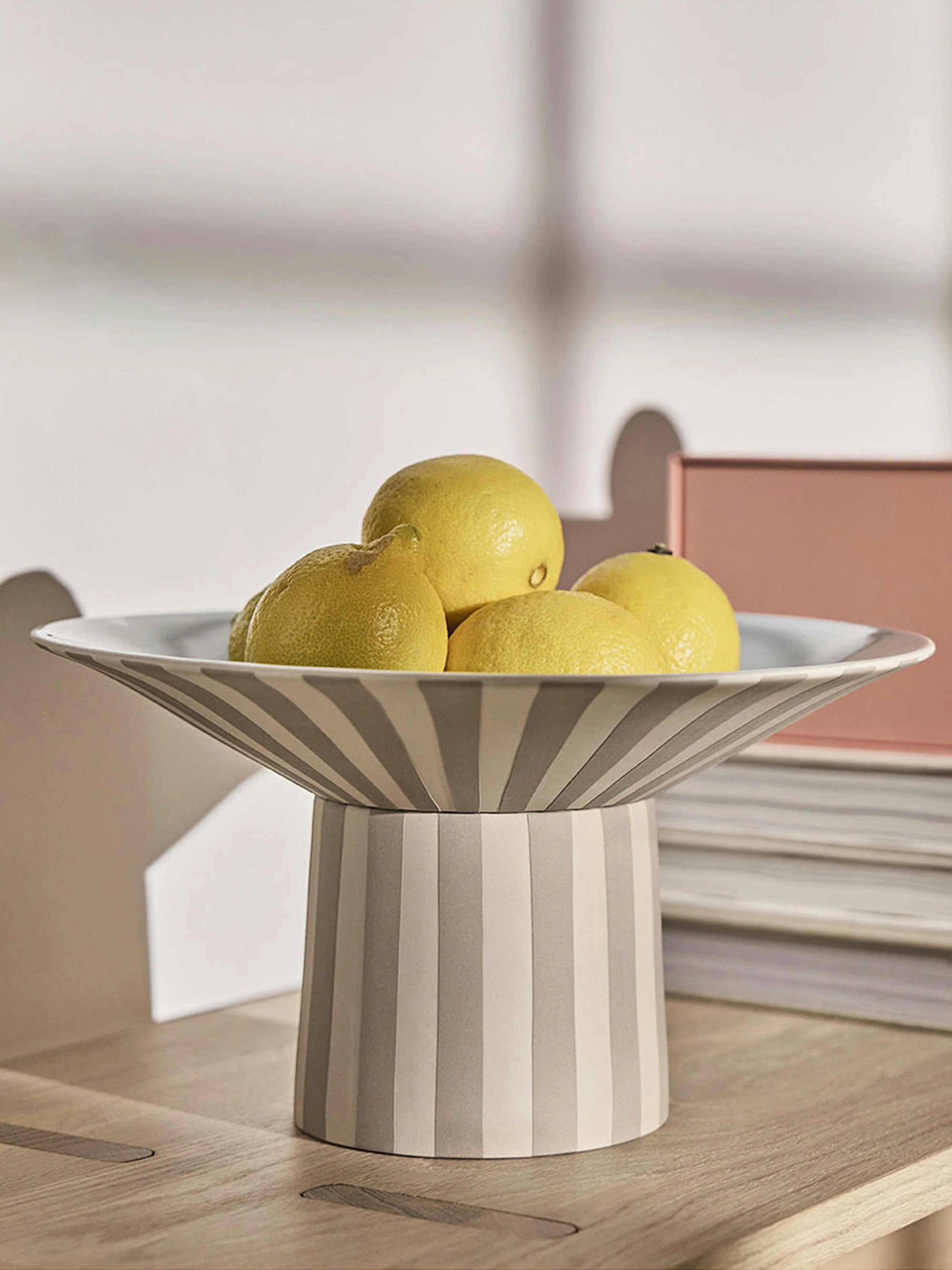 Handbeschilderde decoratieve schaal Toppu, H 17 cm
