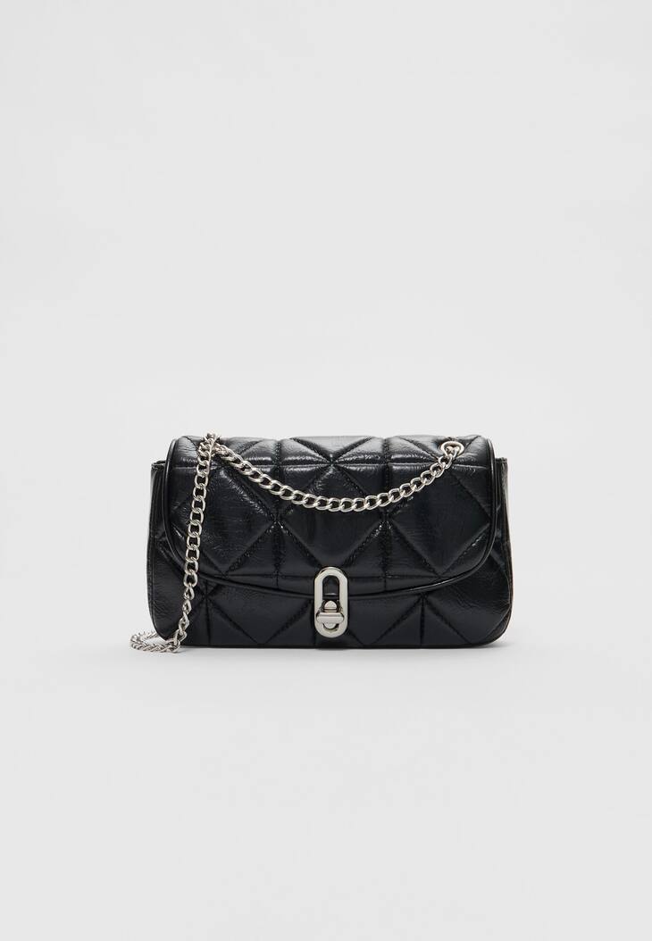 Bolsa transversal acolchoada com aba
