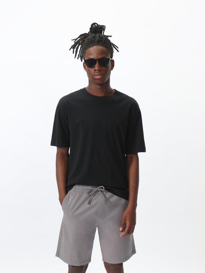 Camiseta Premium Relaxada - Preta
