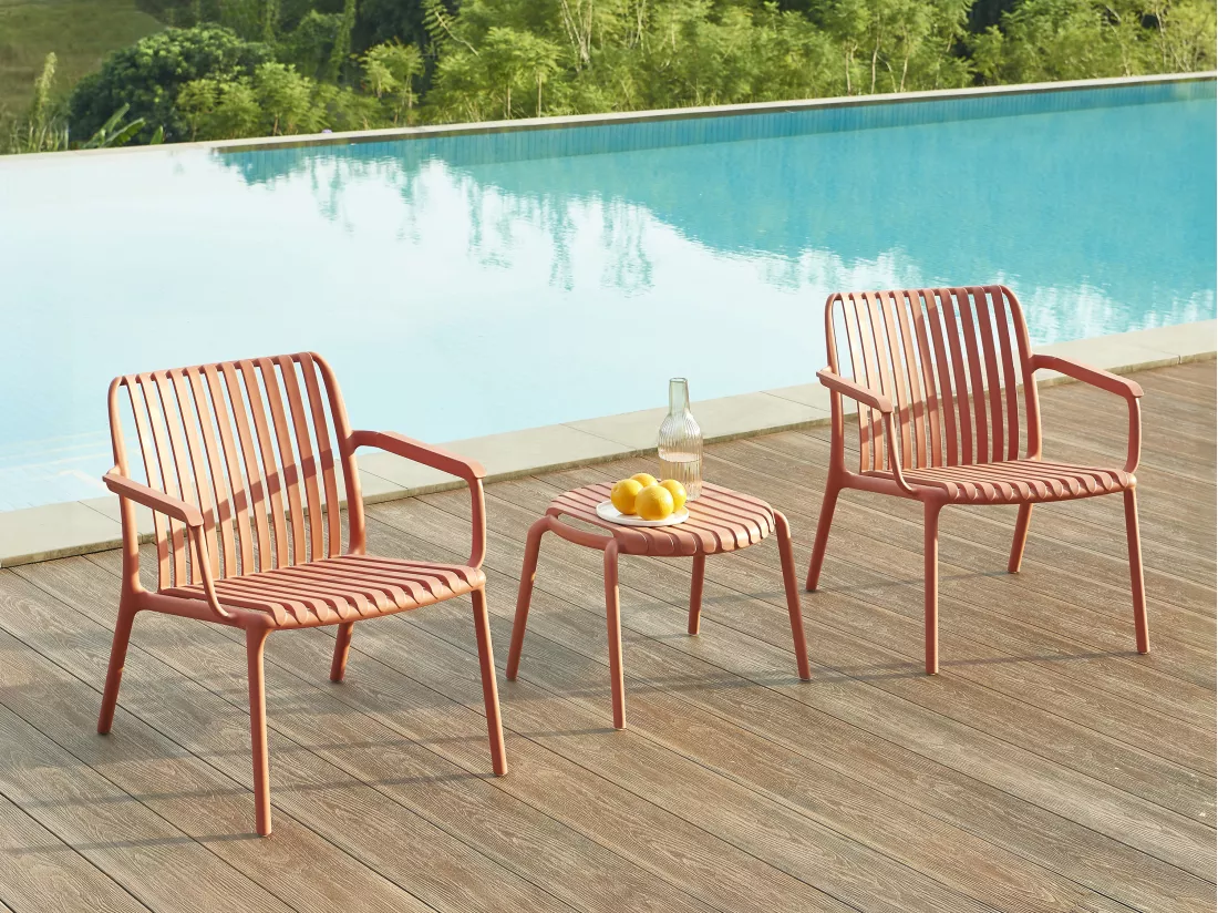 Table basse de jardin empilable en polypropylène - Rouge - SESEH de MYLIA