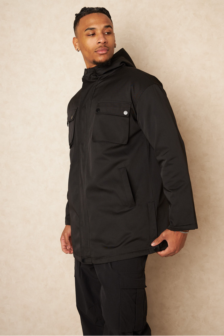 Parka noire à capuche