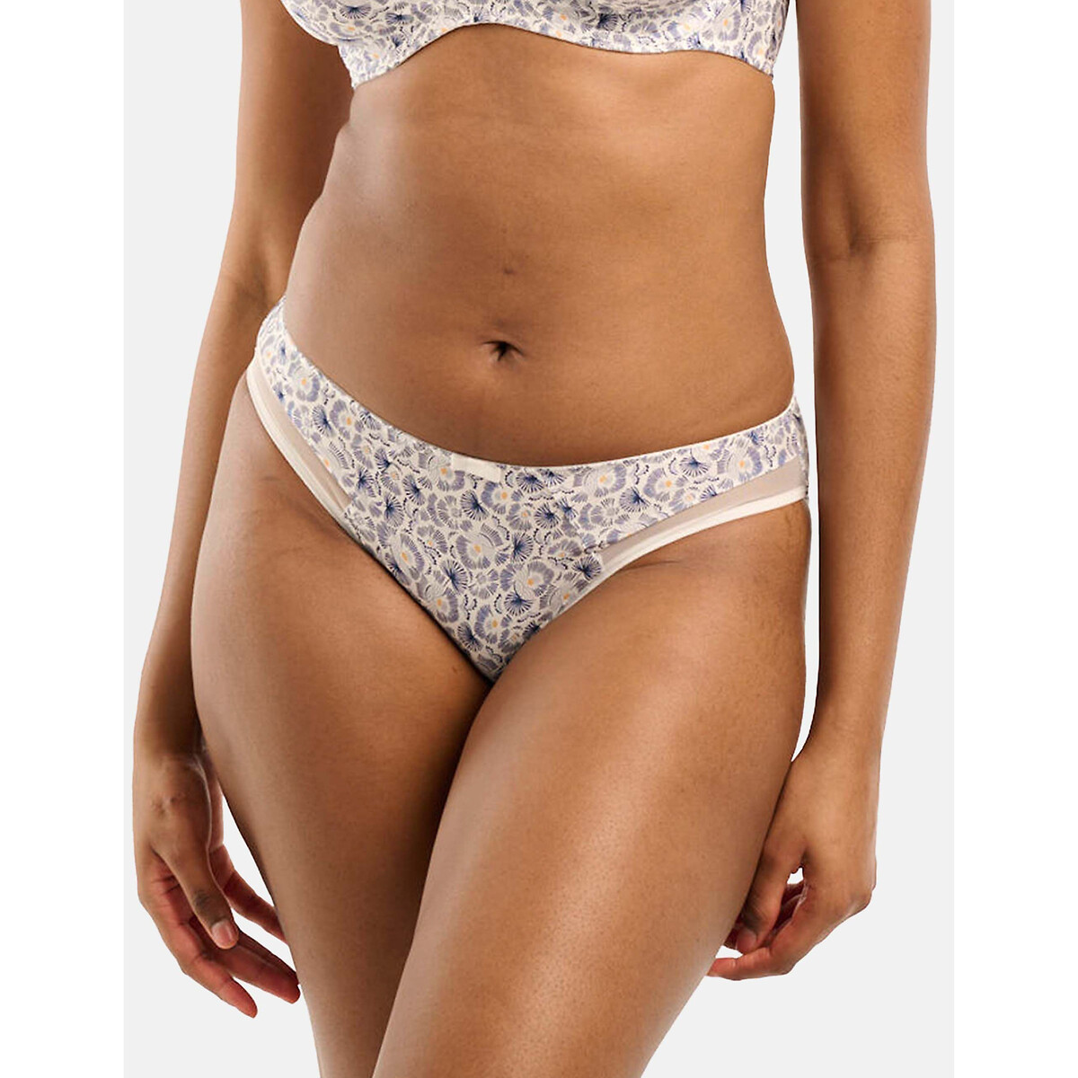 SANS COMPLEXE<br>Vestido de microfibra e tule Complice