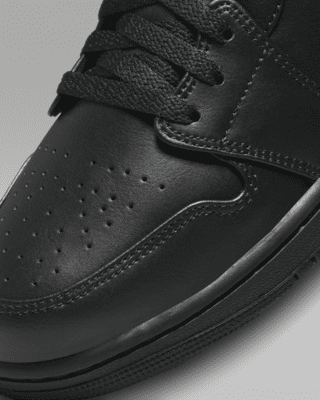Air Jordan 1 Mid Shoes