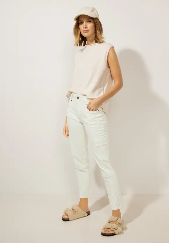 Casual Fit Cargojeans - cream white washed