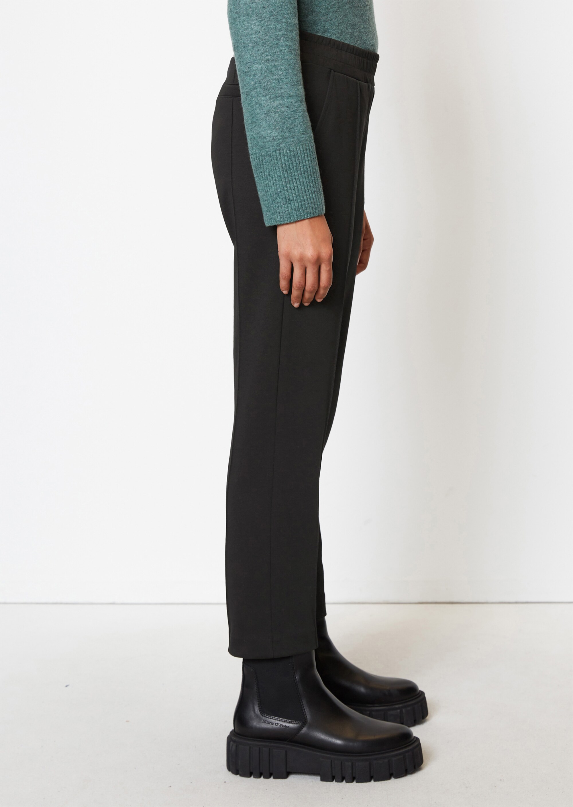 Jersey-Trackpants slim aus Interlock-Qualität mit Silktouch