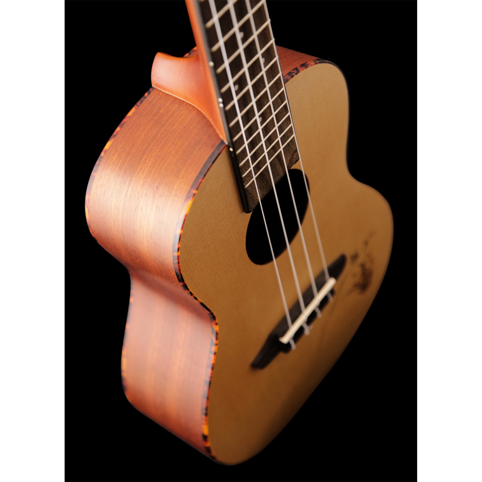 Ortega Bonfire Series RU5-BA bariton ukelele