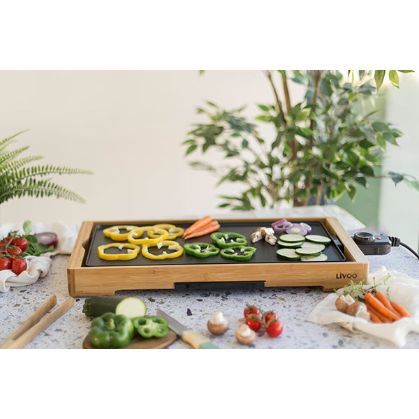 Plancha grill électrique en aluminium et bambou 2200 W DOC202 Livoo