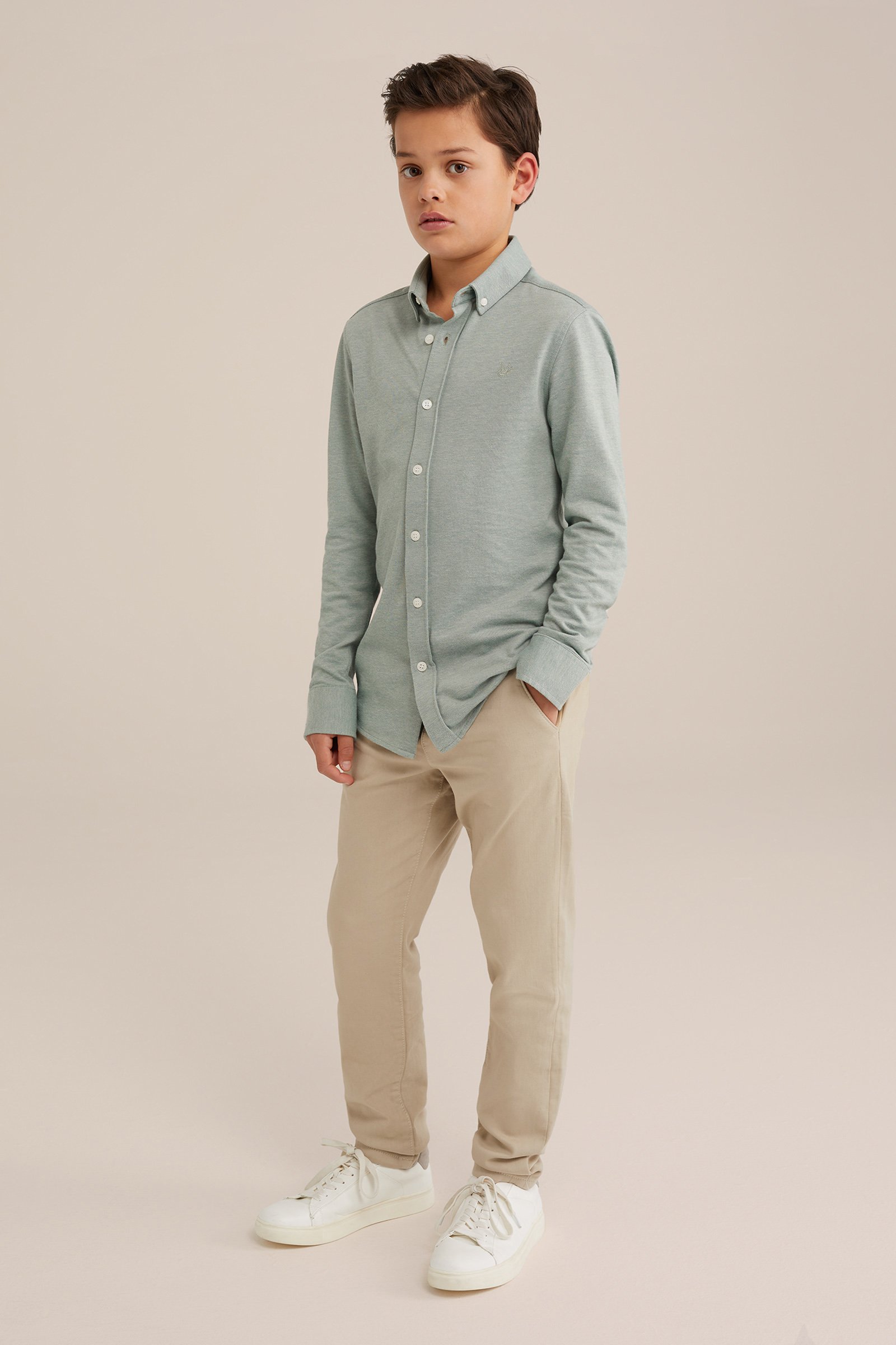 Jongens slim fit chino van jogkwaliteit WE Fashion Beige