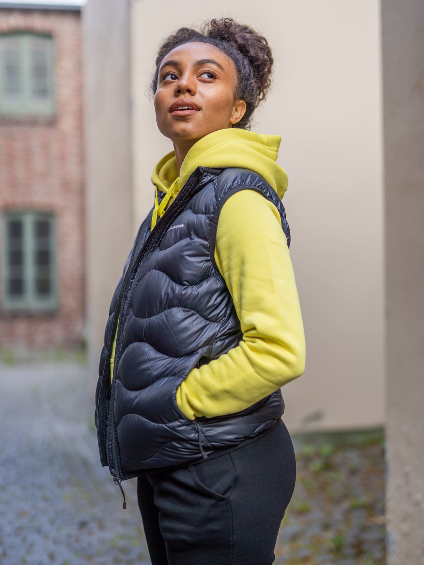 W Helium Down Vest