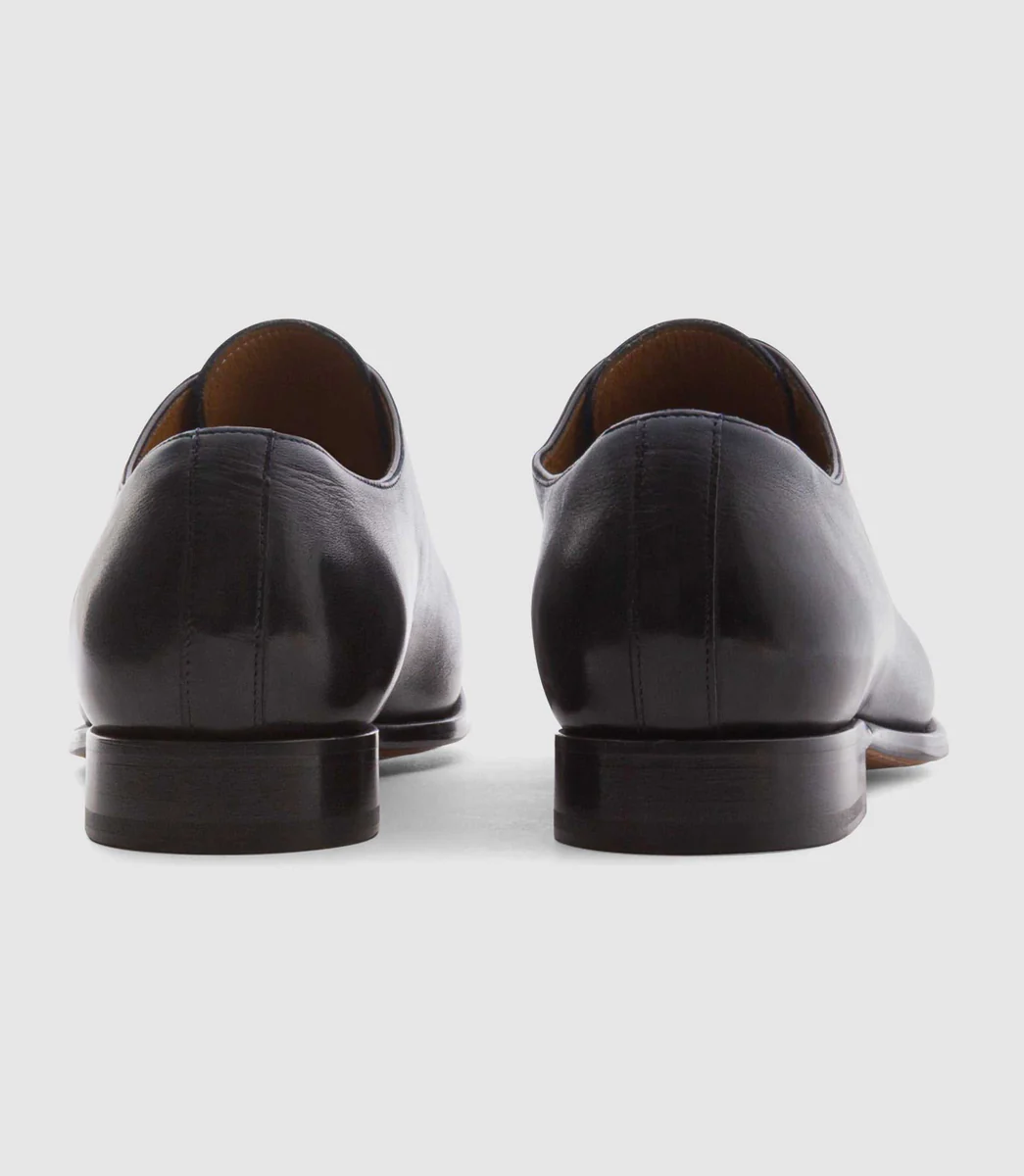 Richelieu couture en cuir marine 