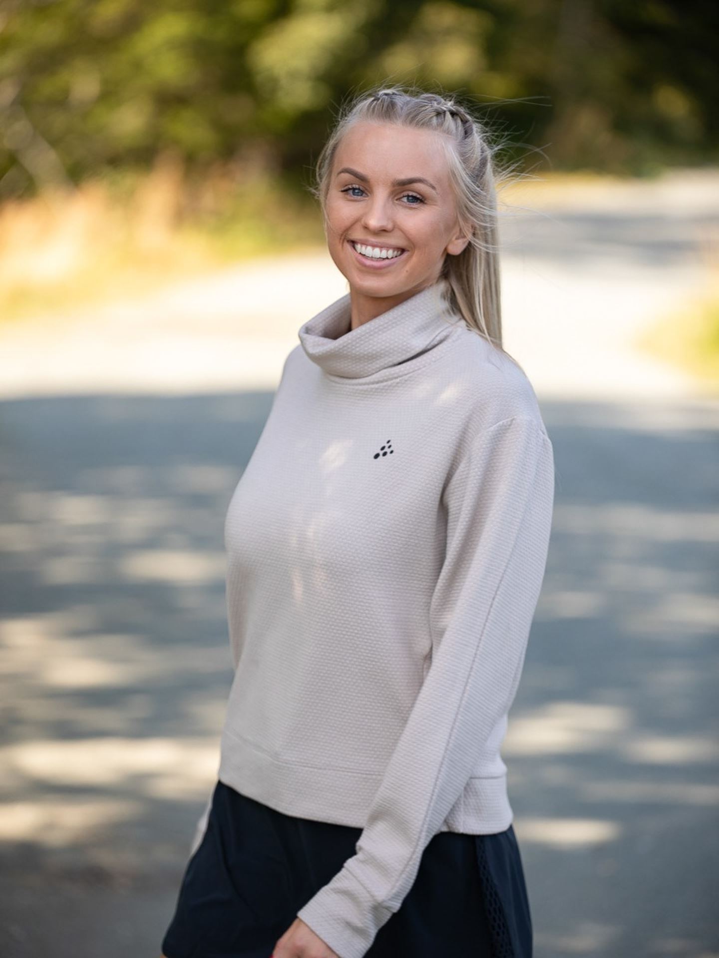 Engineered Wide Neck