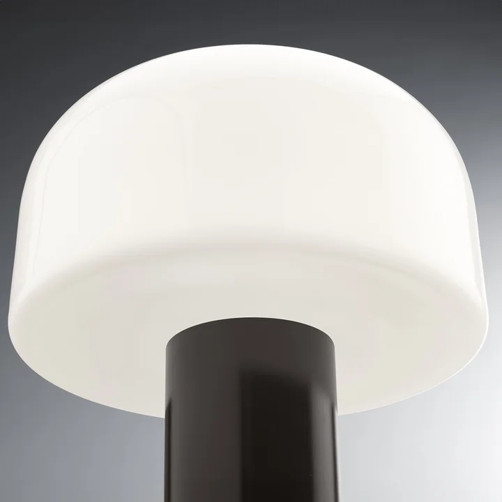 Flos - Bellhop Glass Tischleuchte, choko