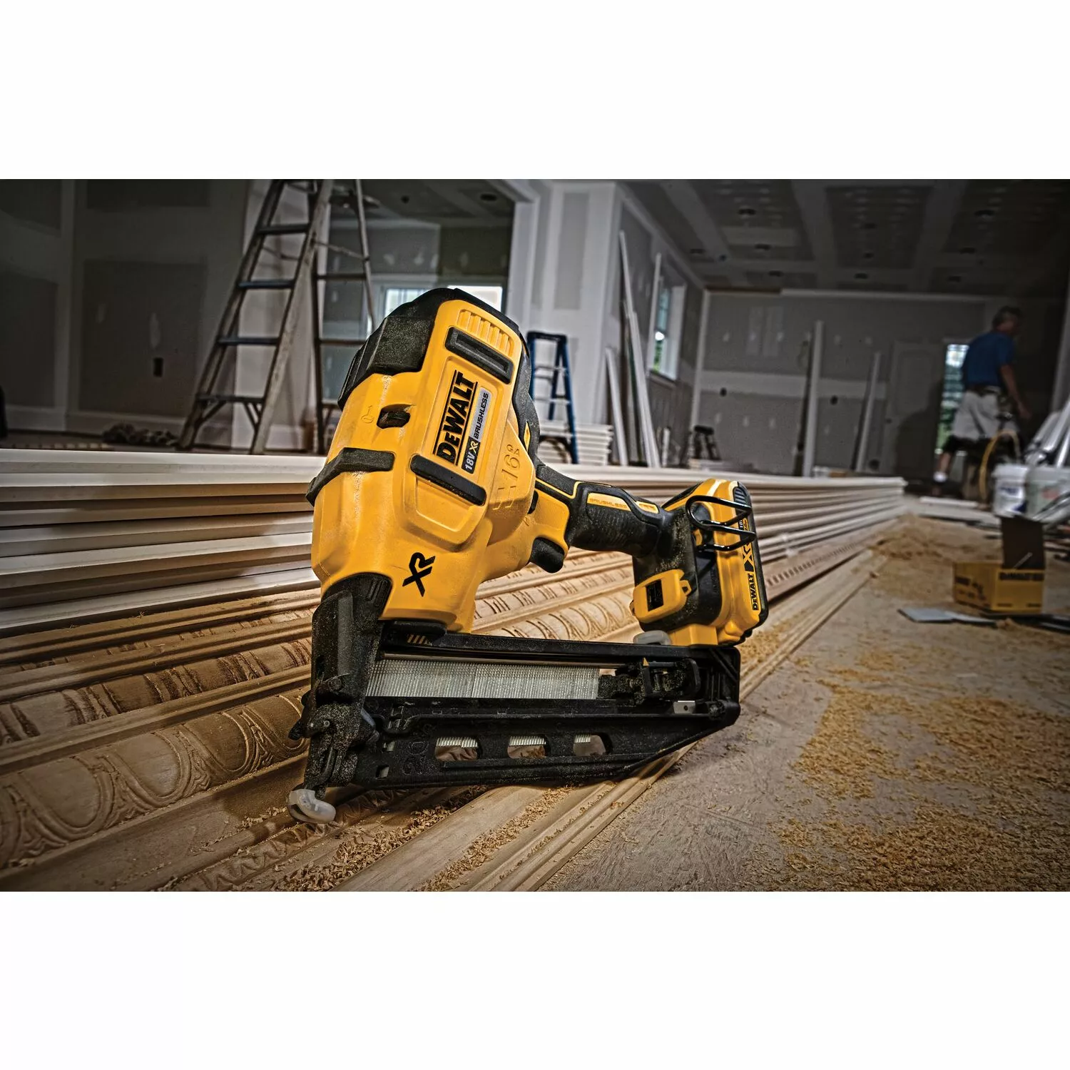 DeWALT DCN660NT 18V Li-Ion Accu afwerk tacker body in TSTAK - 32-63mm - 16 Gauge - koolborstelloos