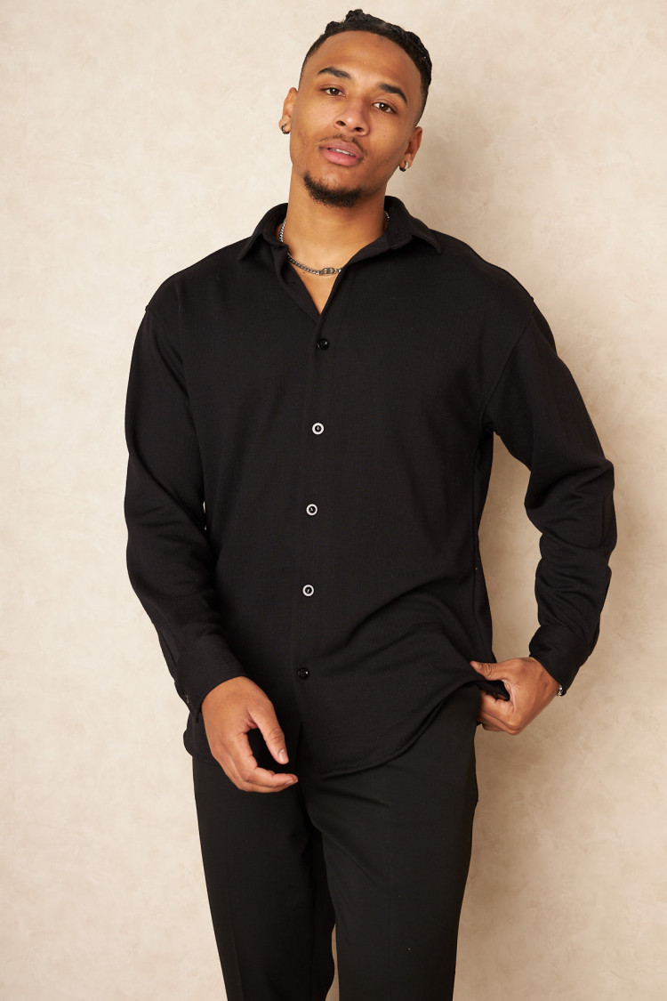 Chemise noire côtelée