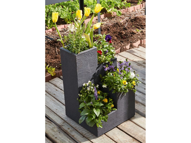 Bloempot in trapvorm