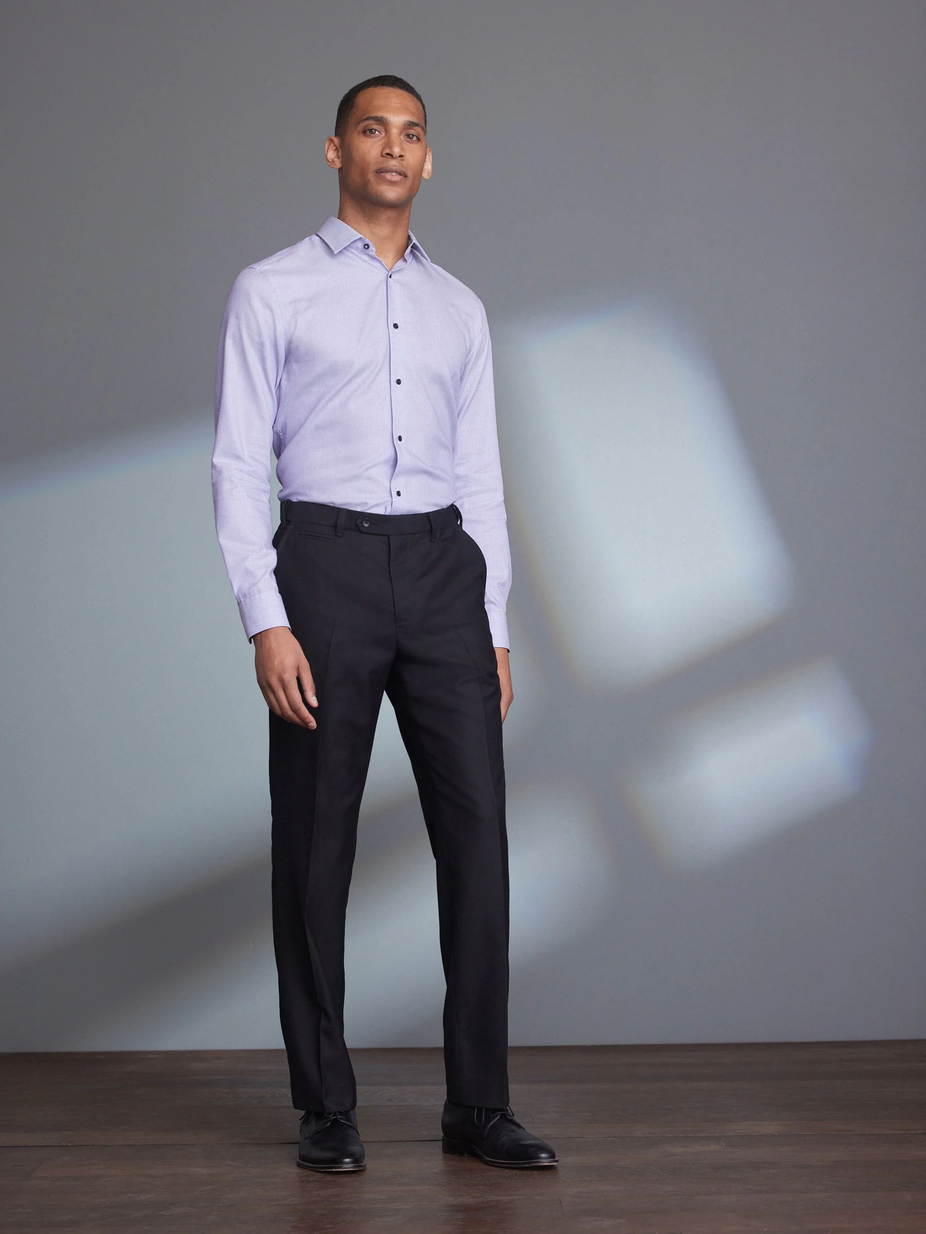 Zwart - Normale Pasvorm - Signature - 100% Wollen broek met Motion Flex-tailleband