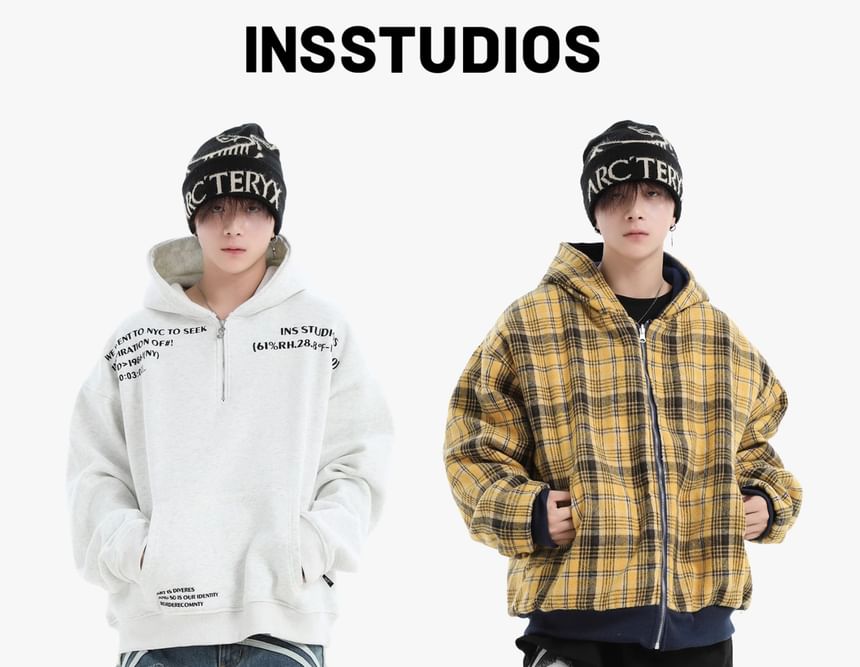 INStudio - Hoge taille, versleten, losse jeans