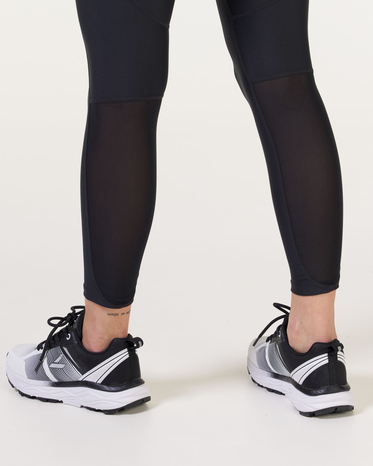 LEVITY Fast Track Mesh Tights 7\8 Black