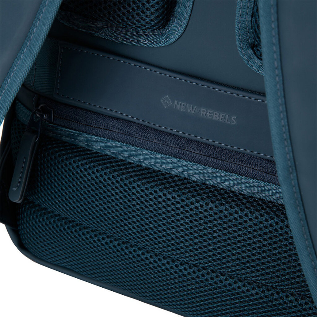 New Rebels Jessi Easton Underseater Backpack M Navy