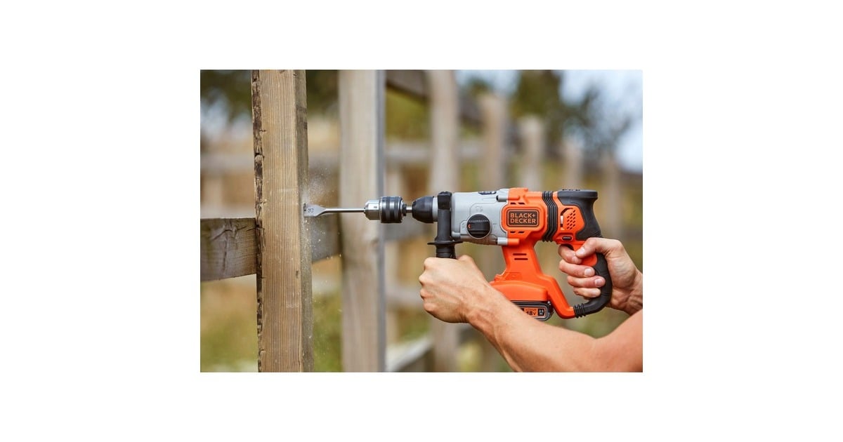 BLACK+DECKER18V 2.5Ah SDS+ Pneumatische boorhamer BCD900E2K-QW klopboormachine  (Oranje, 2x 18V 2.5h accu's en oplader inbegrepen + koffer)