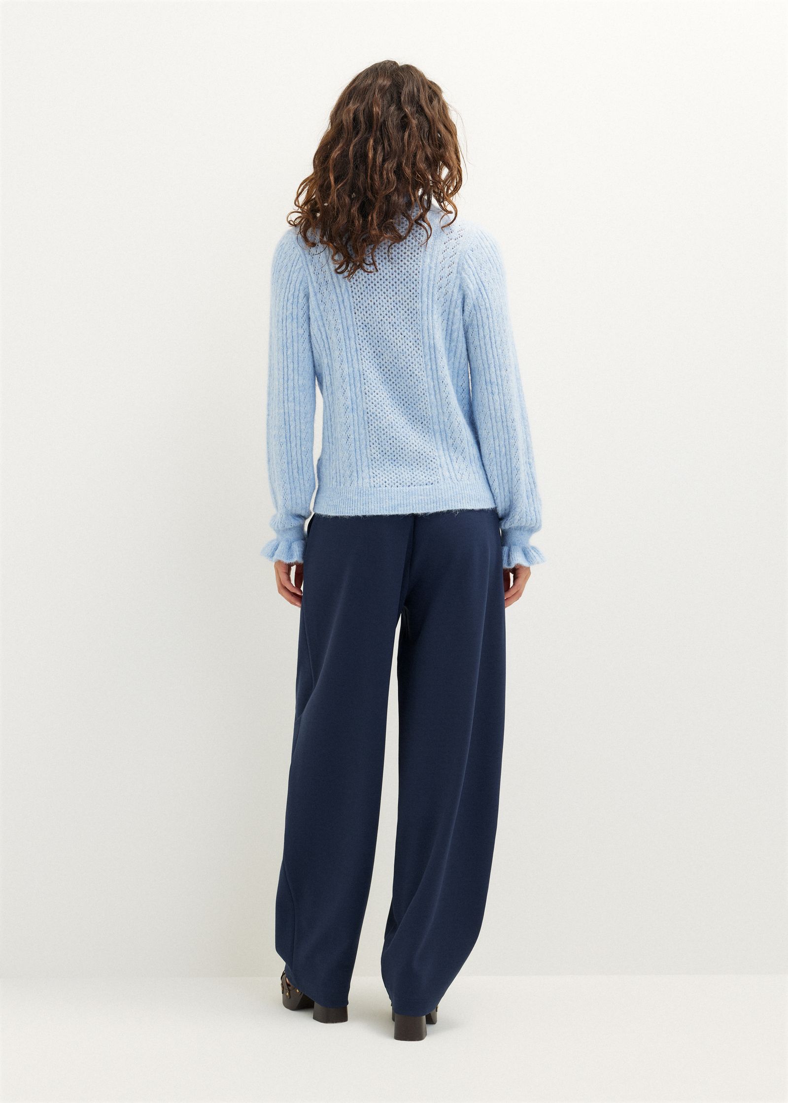 Gebreide trui met ruffles