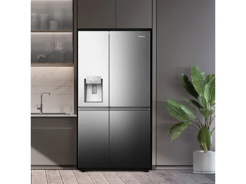 Hisense RS818N4TIC, Fritstående, Amerikansk dør, Rustfrit stål, Berøring, LED, På døren
