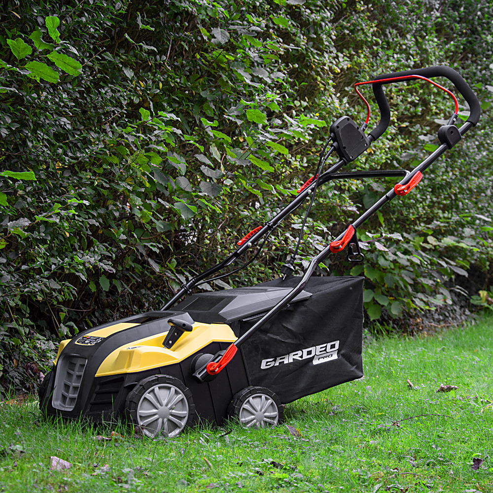 Scarificateur emousseur electrique 1800w - 40cm