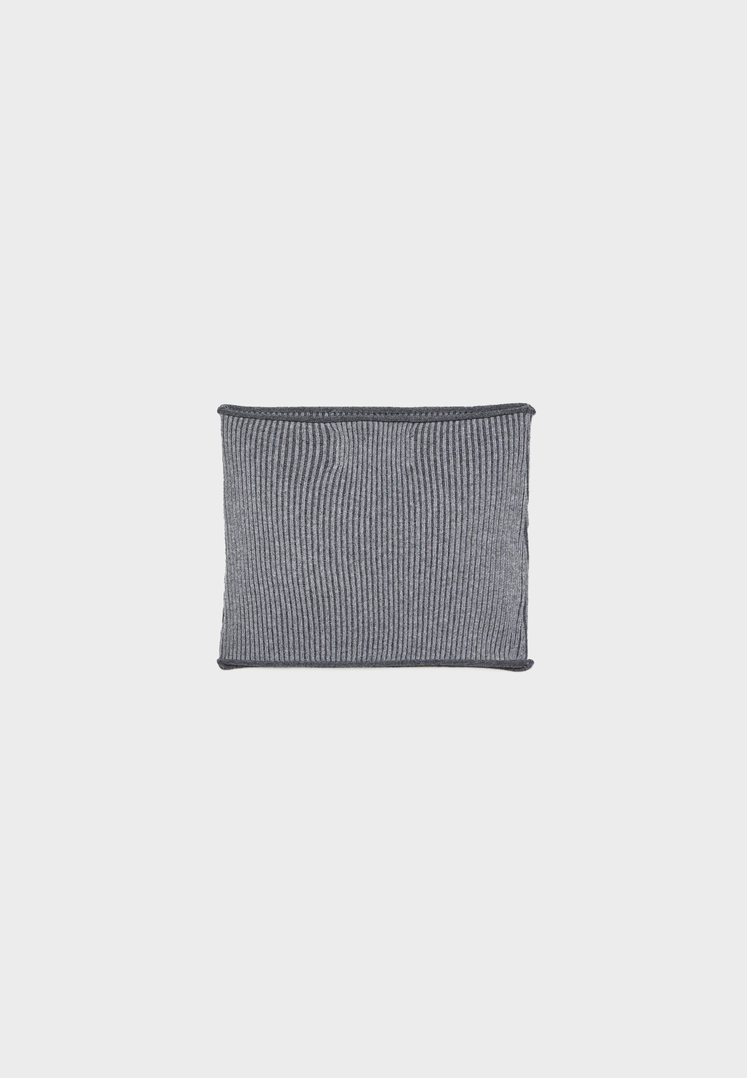 Top bandeau canelado