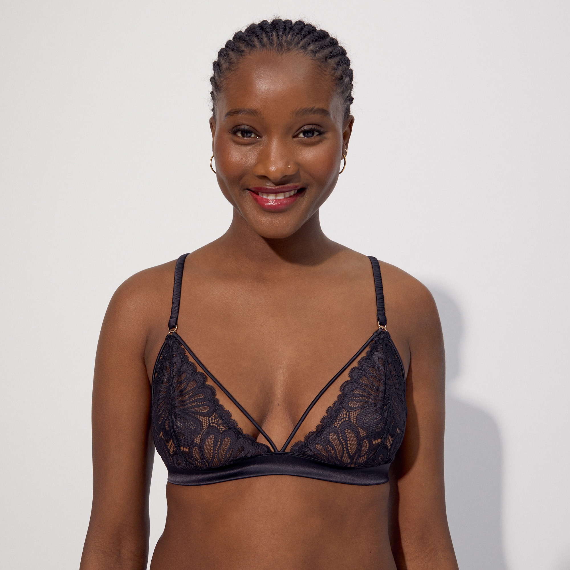 Soutien-gorge triangle en dentelle et satin