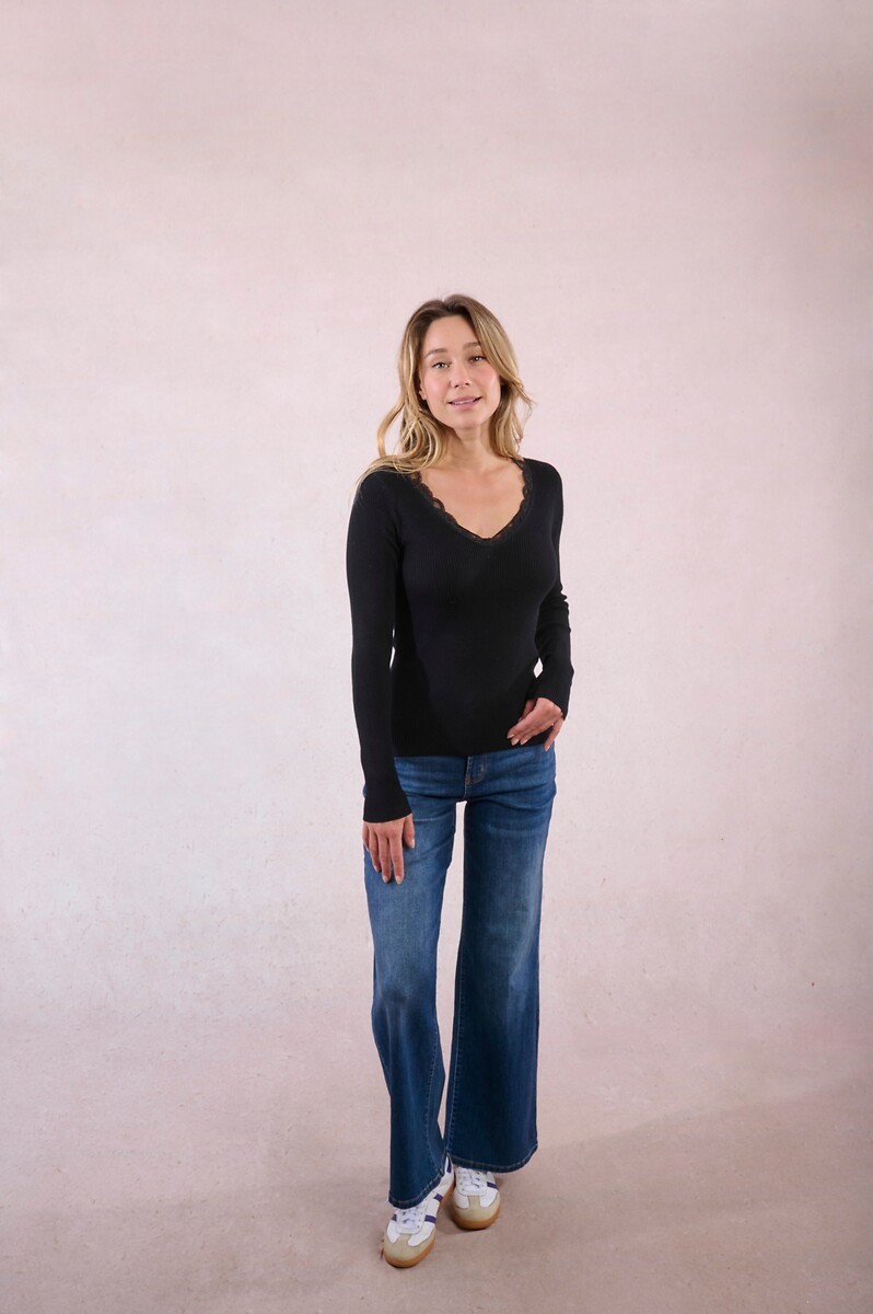 MOLLY BRACKEN<br>Blusa de malha com detalhes em renda