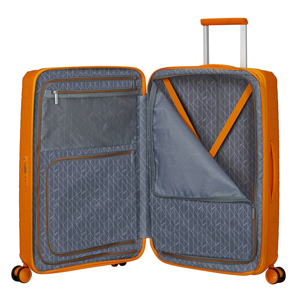 American Tourister Fastforward Spinner 68 EXP Radiant Orange