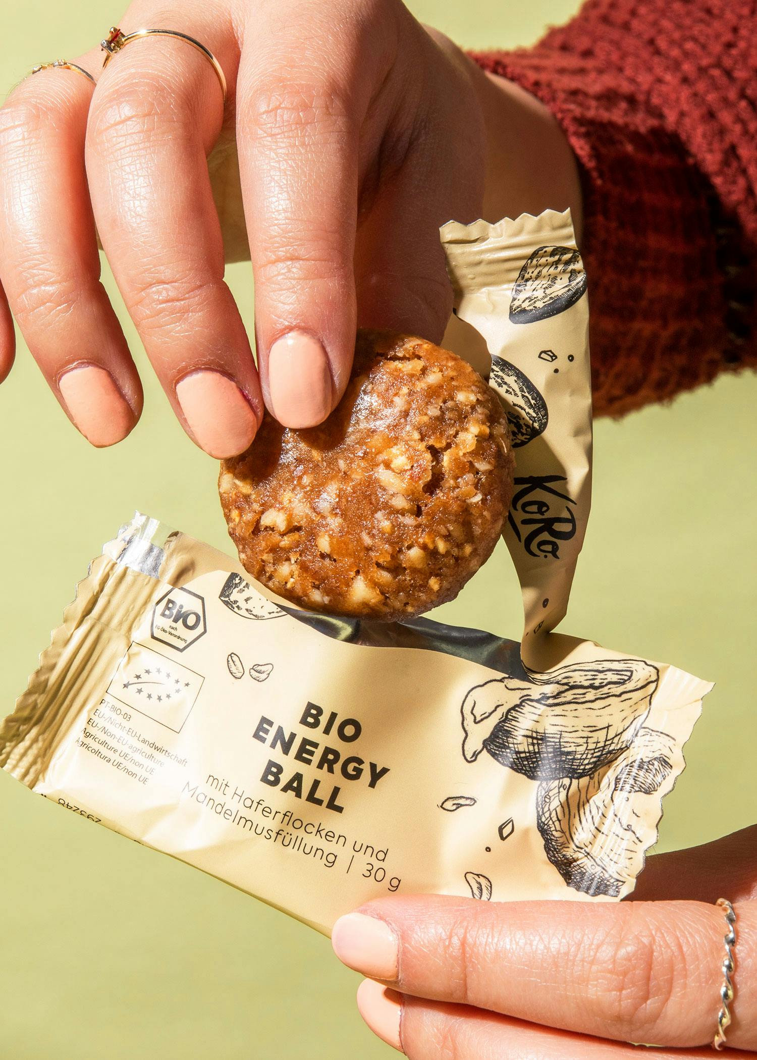 Bio Energy Ball Salted Almond 30 g