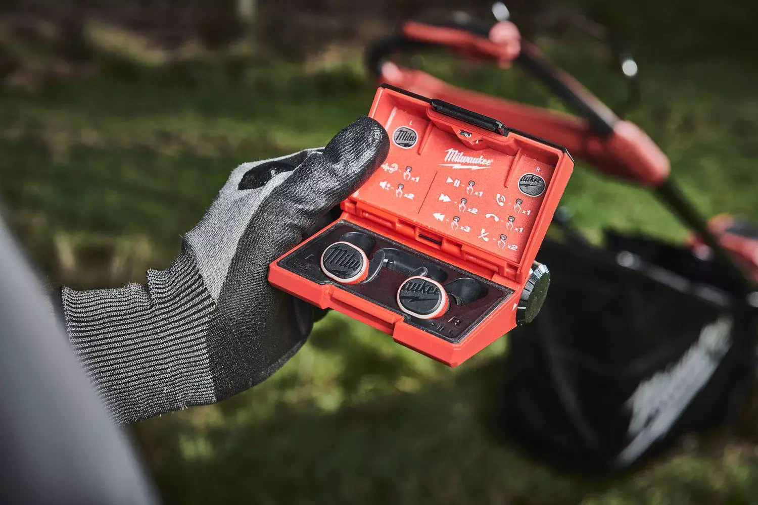 Milwaukee L4 RLEPB oordoppen - bluetooth - oplaadbaar