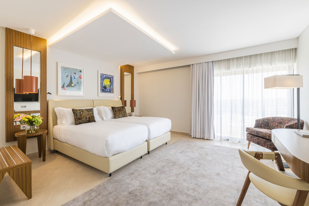 Regency Salgados Logies en ontbijt - Hotel