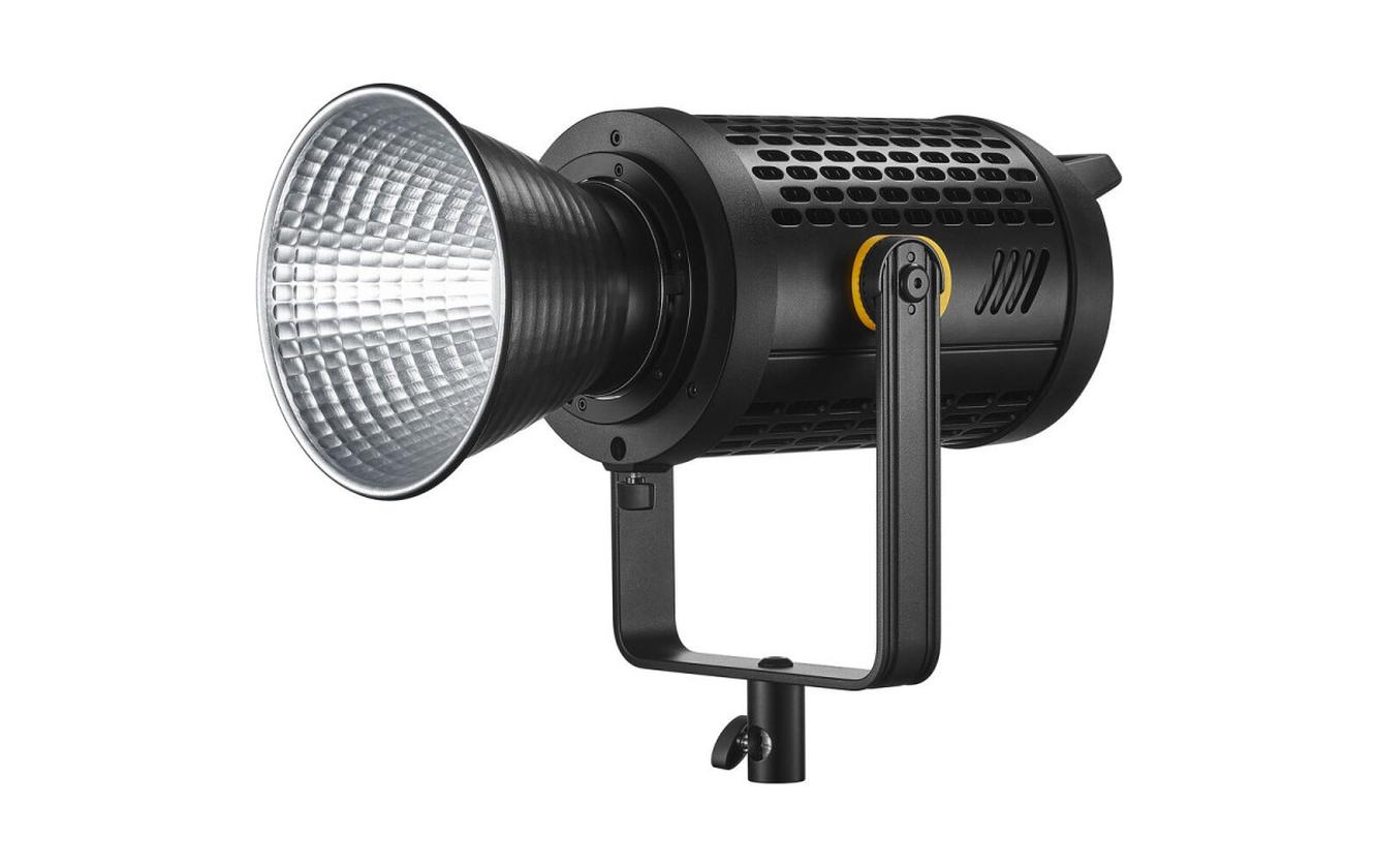 Videoleuchte UL150II Geräuschlos LED<br>Die lüfterlose Godox UL150 II Silent LED Video Light ist eine tageslichtbalancierte 155W LED-Lichtquelle im Monolith-Stil