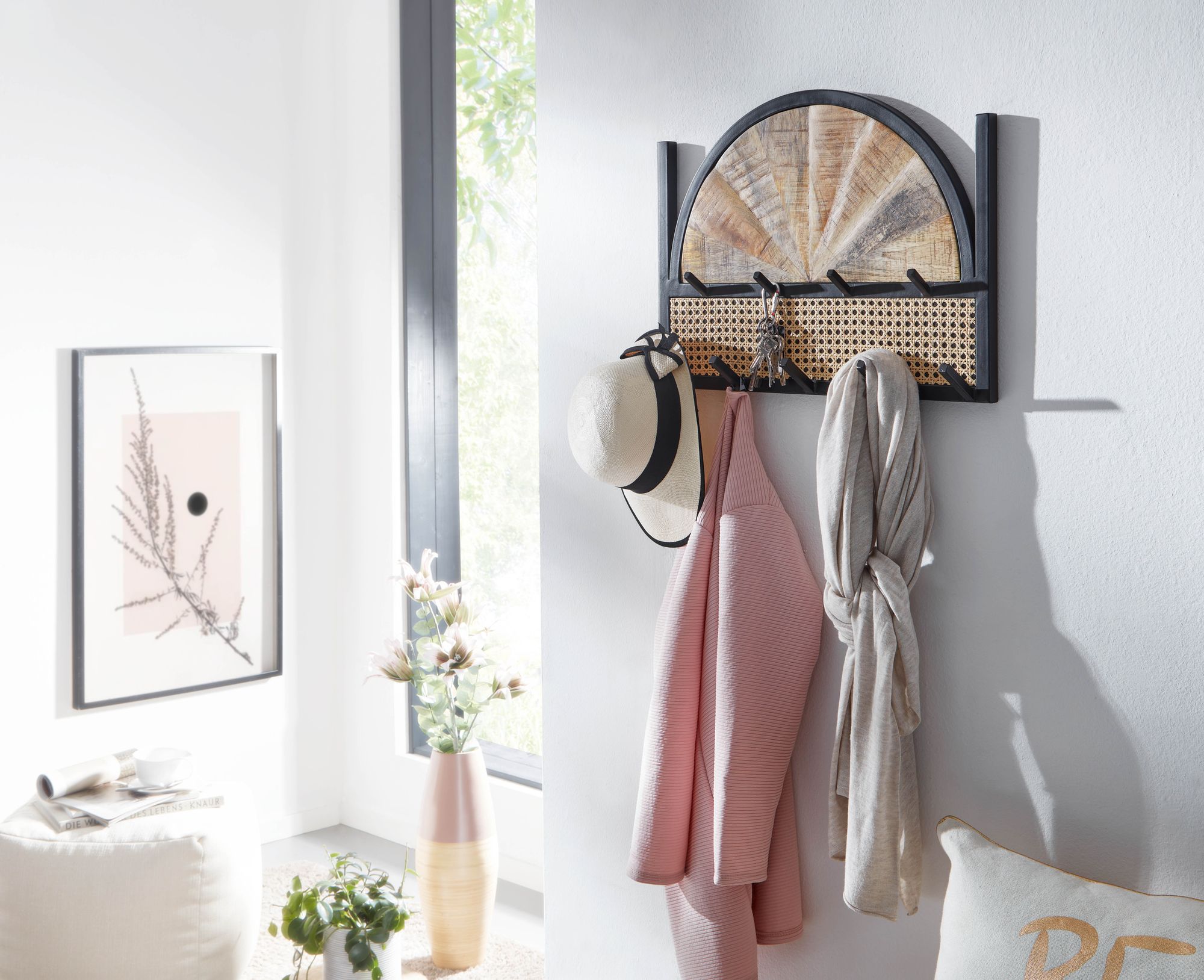 KADIMA DESIGN Wandgarderobe Mango Massivholz/Rattan/Metall, Exotisch, Funktional & Stilvoll