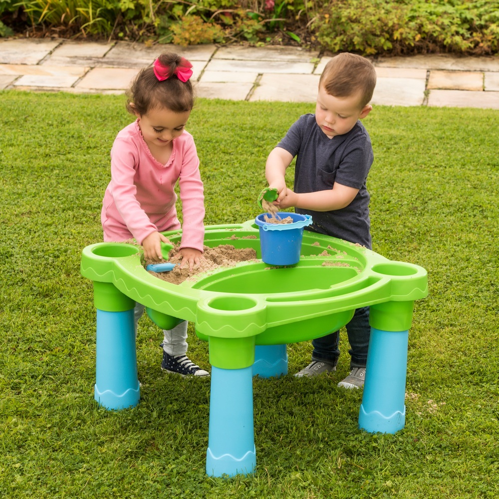 Sand- und Wasserspieltisch mit Zubehör