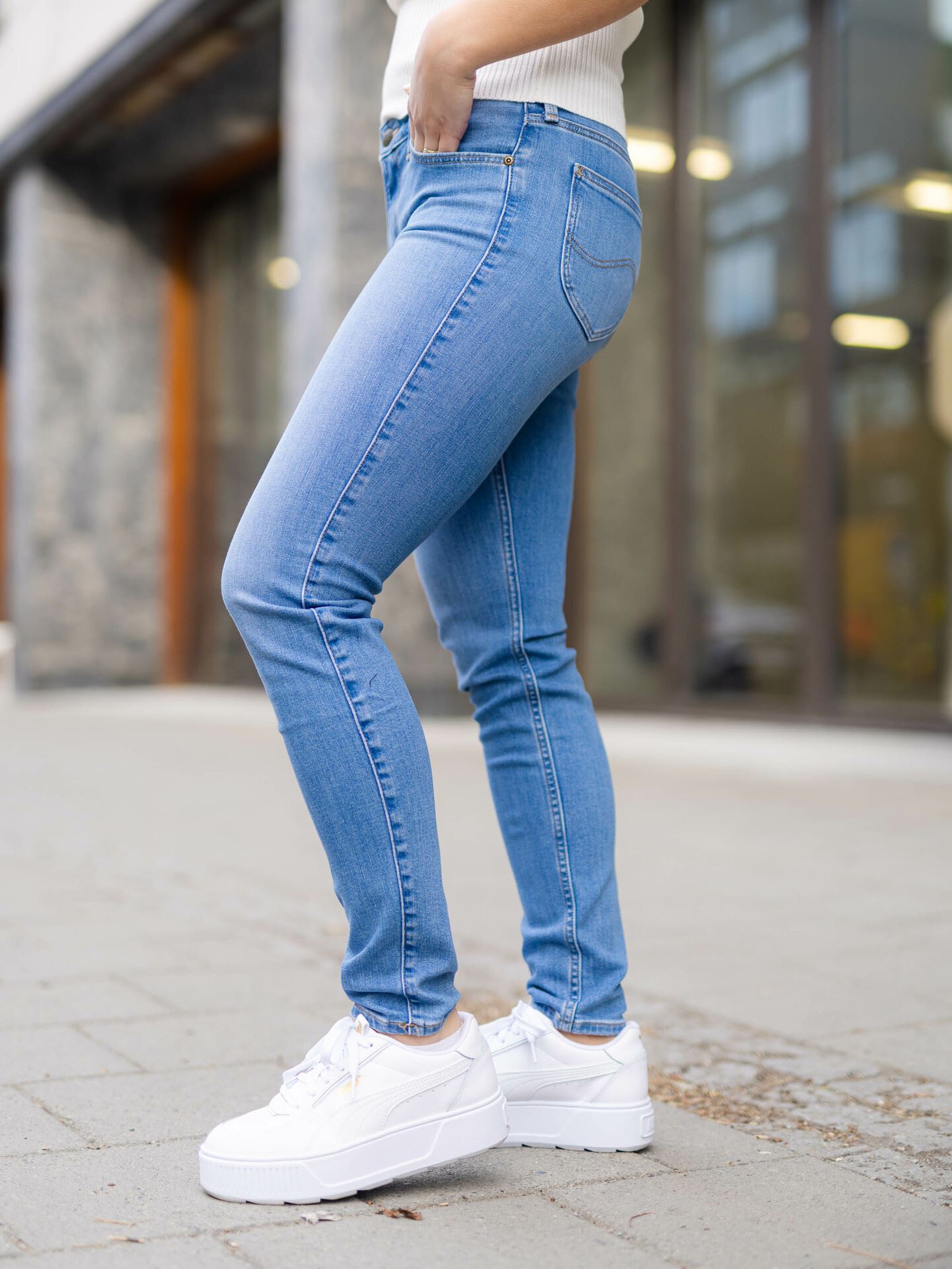 Scarlett Skinny Mid Waist